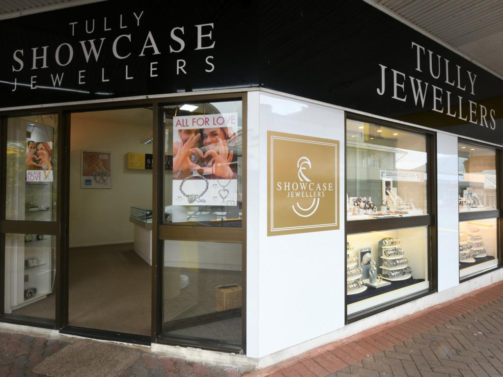 Shop Tully Jewellers/1/28 Butler St, Tully, QLD 4854