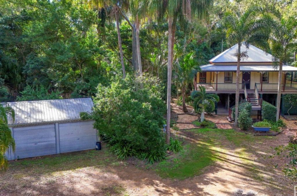 190 Murdochs Rd, Moore Park Beach, QLD 4670