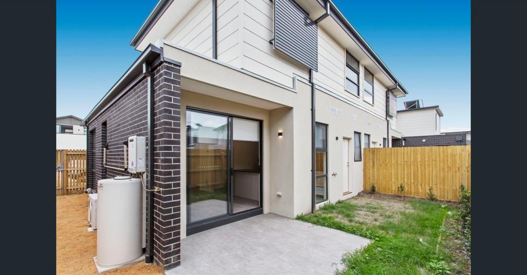 35 Abercrombie Ave, Keysborough, VIC 3173