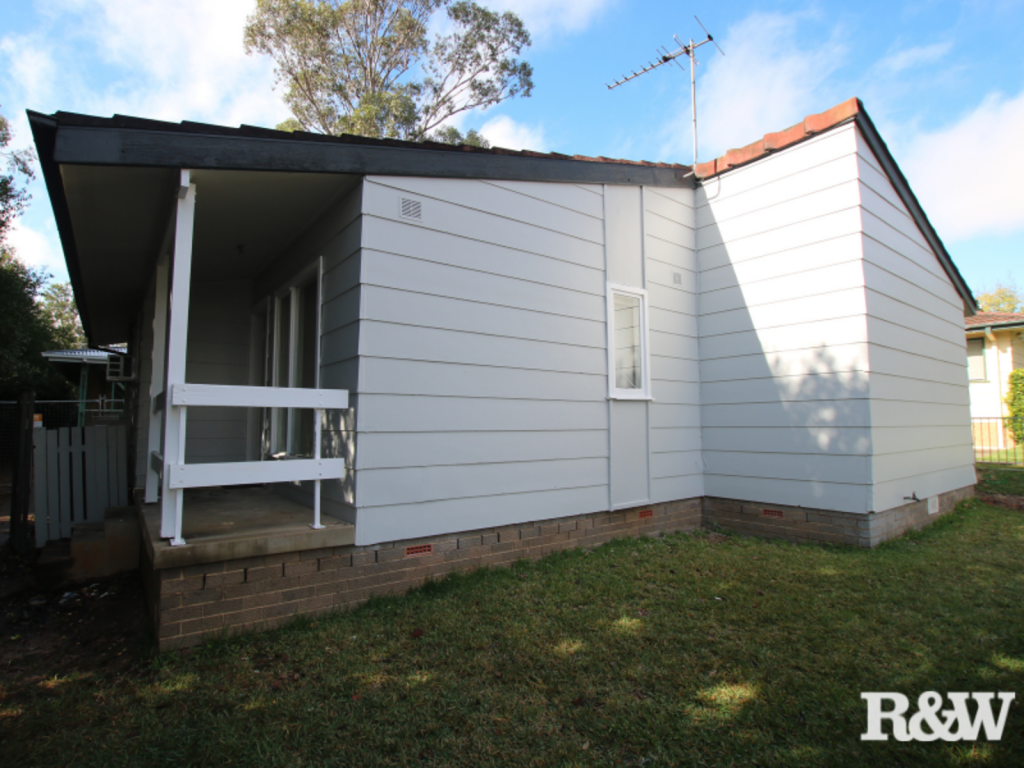 55 Cygnus Cl, Doonside, NSW 2767