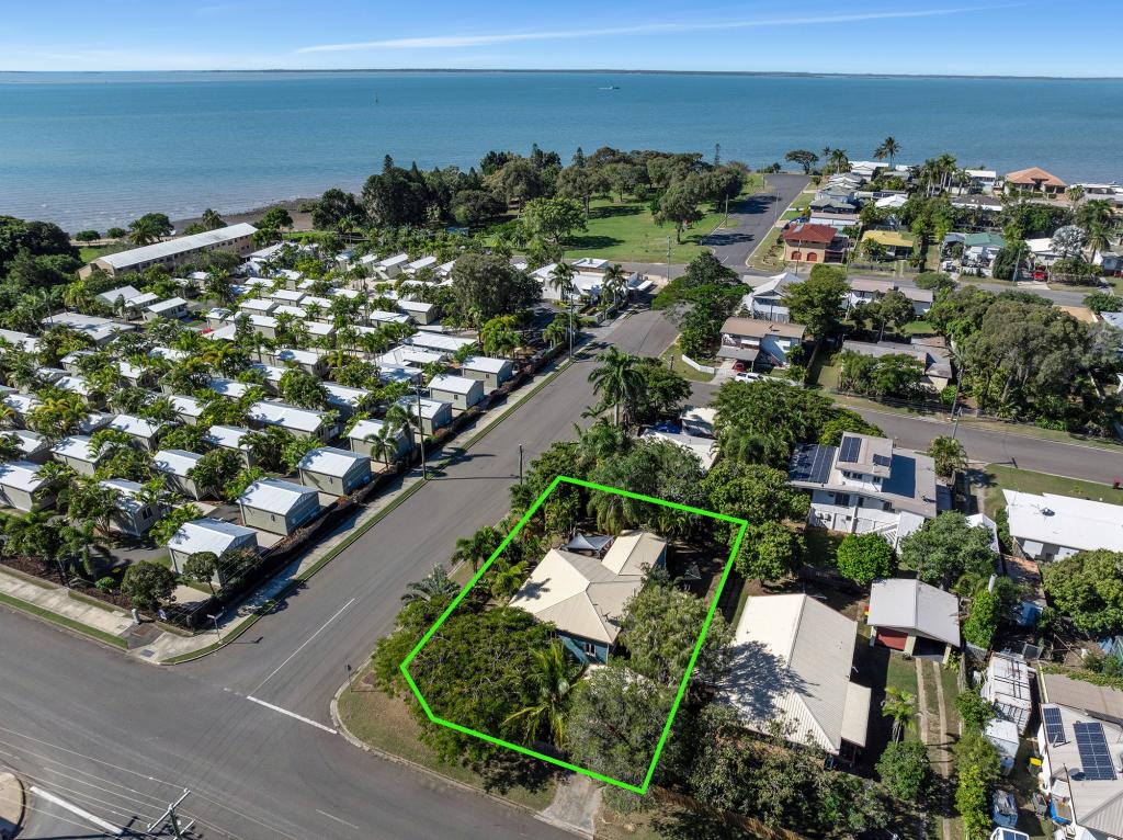 15 Friend St, Barney Point, QLD 4680