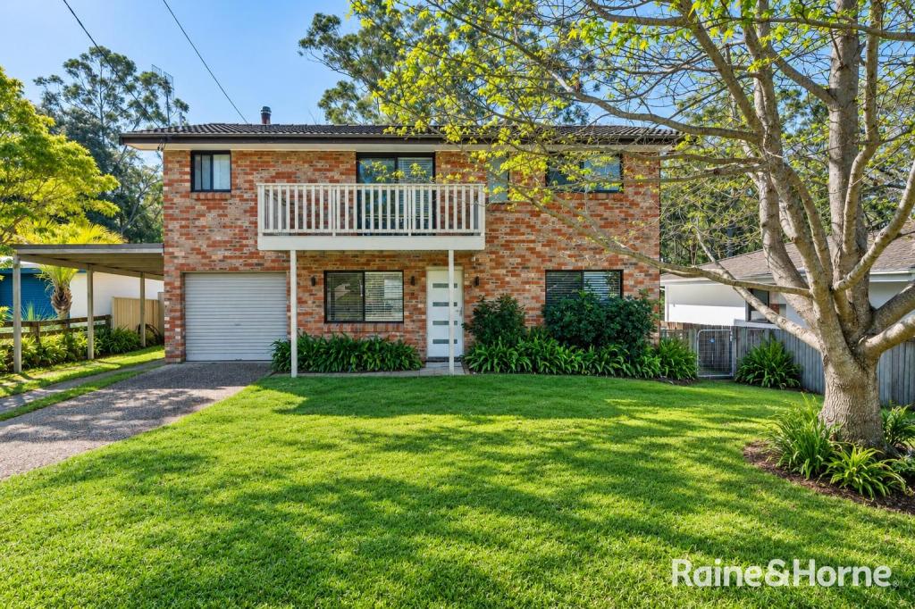 9 Ocean St, Mollymook, NSW 2539
