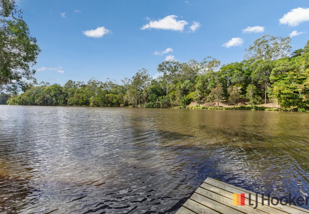 110 River Rd, Howard, QLD 4659