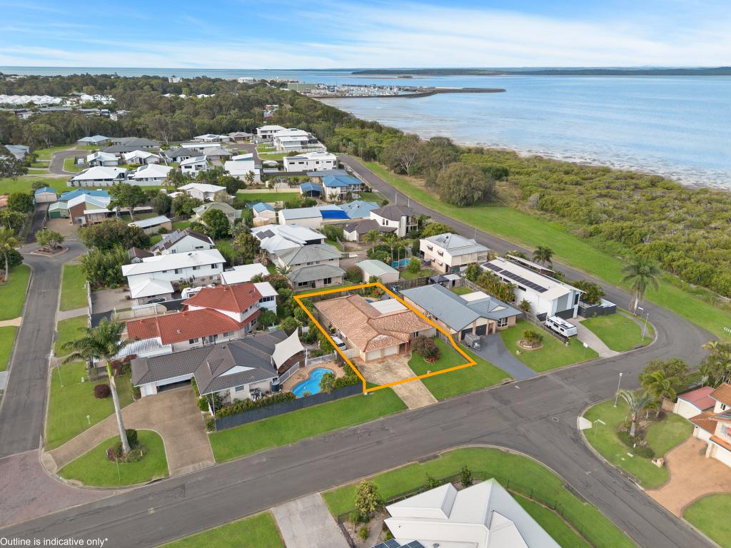 5 Hood St, Urangan, QLD 4655