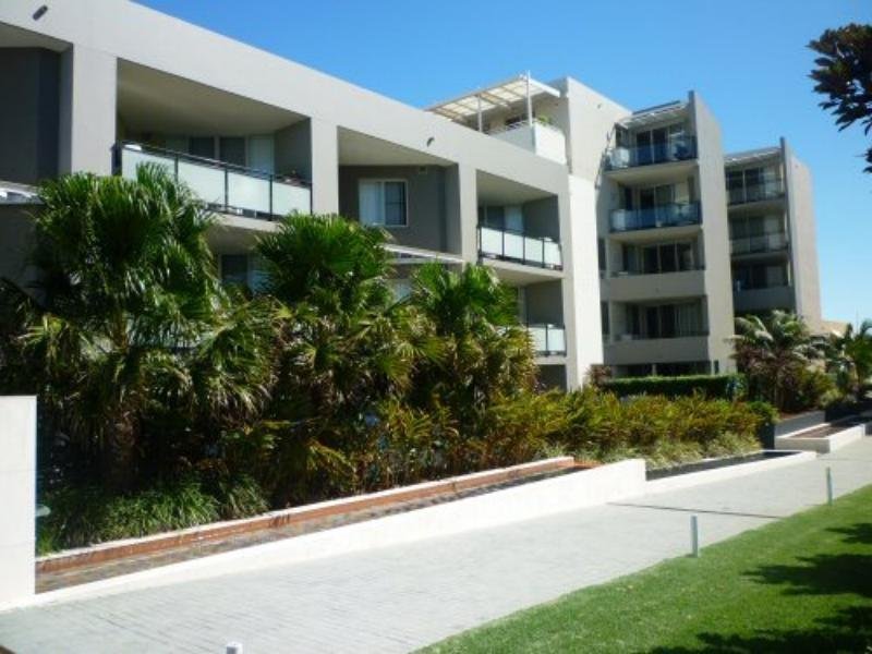 135/27 Bennelong Pkwy, Wentworth Point, NSW 2127