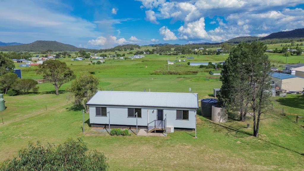 37 Taylor St, Maryvale, QLD 4370