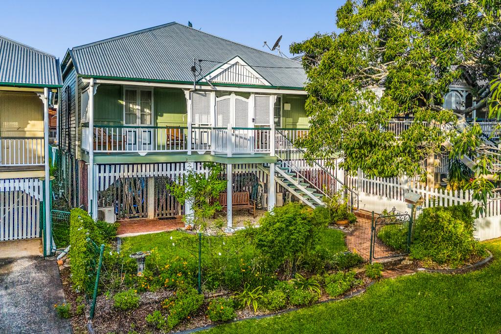 18 Yundah St, Shorncliffe, QLD 4017
