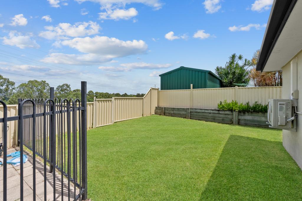 32 Hazelton St, Riverhills, QLD 4074