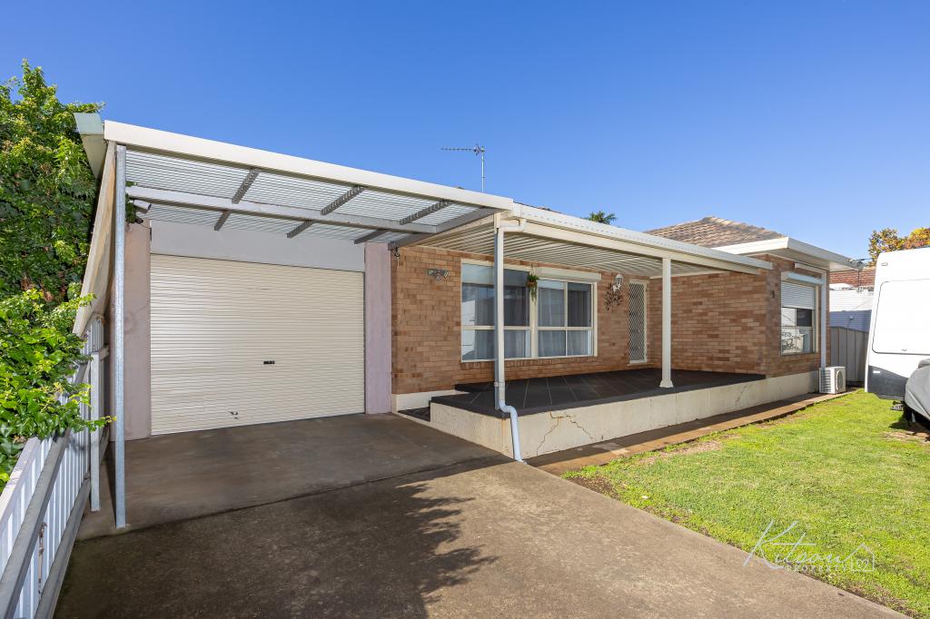 49 RAYE ST, TOLLAND, NSW 2650