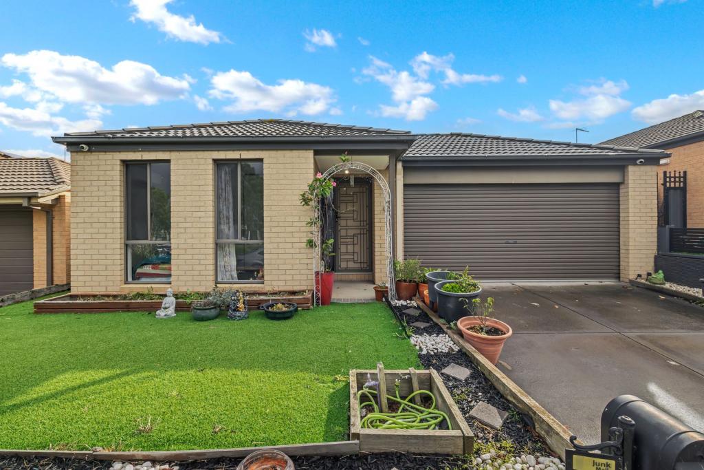 27 Obrien Pde, Pakenham, VIC 3810