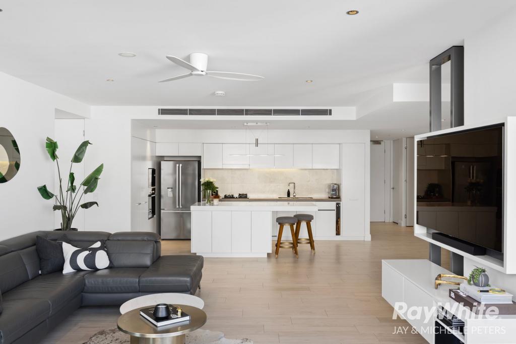 302/99 Marine Pde, Redcliffe, QLD 4020