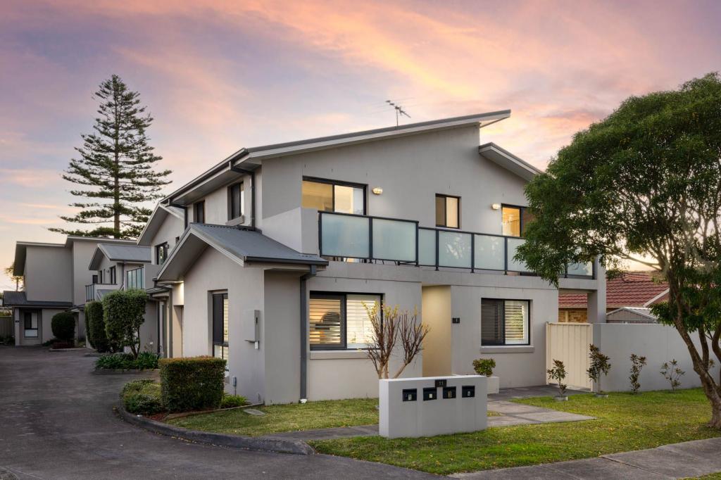 1/11 Sweet St, Warners Bay, NSW 2282