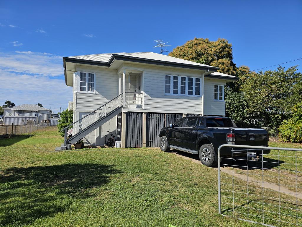 73 Eleventh Ave, Home Hill, QLD 4806