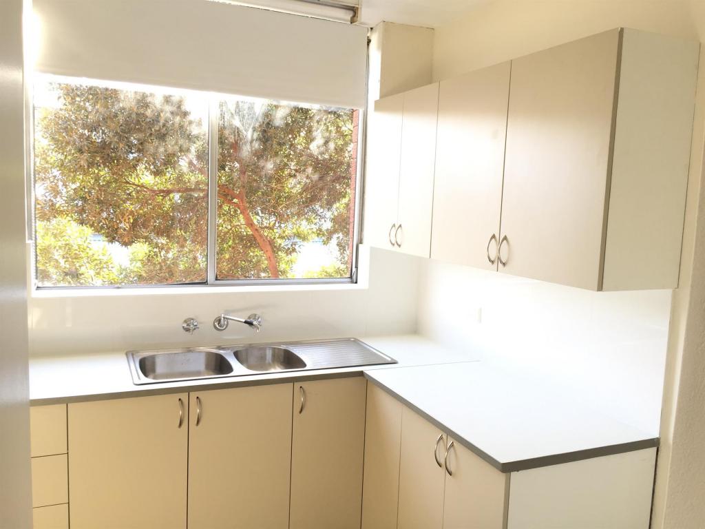 4/10 Addison St, Kensington, NSW 2033