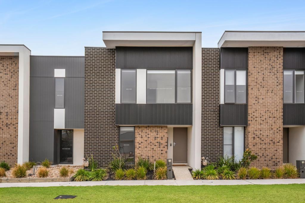 72 Coridale Bvd, Lara, VIC 3212