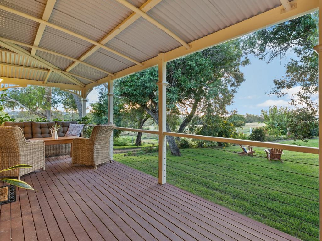 435 Glen Rd, Rosenthal Heights, QLD 4370