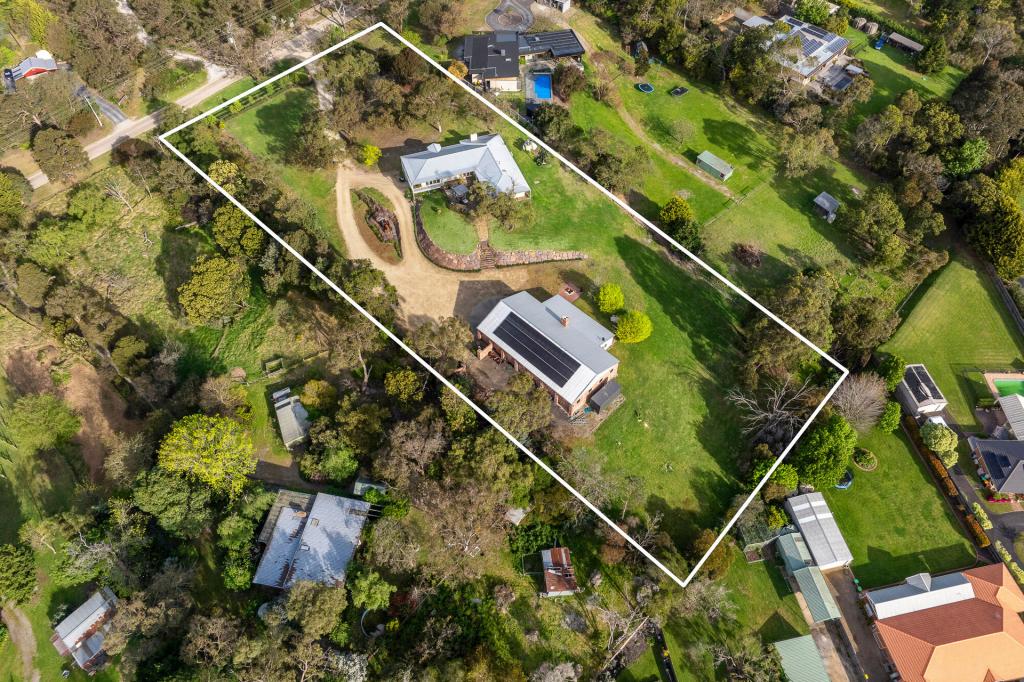 61 KELVIN GR, LANGWARRIN, VIC 3910