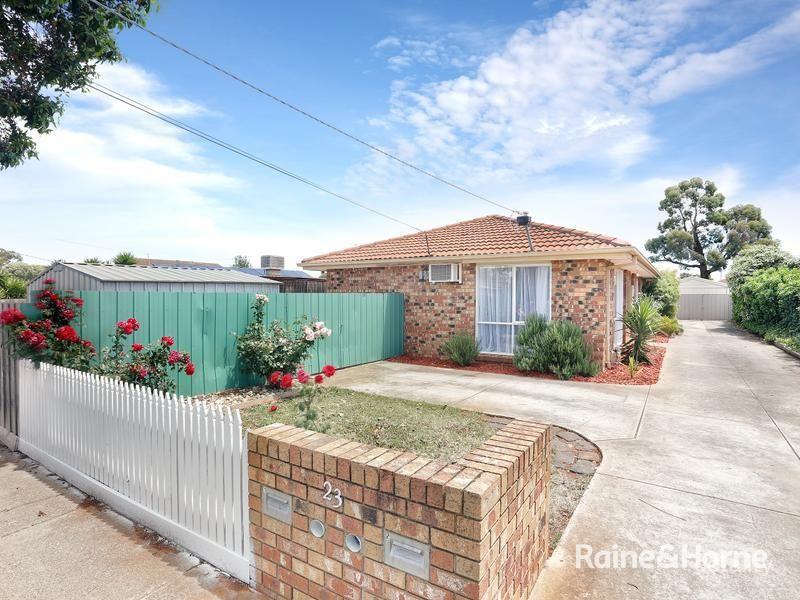 2/23 HUME AVE, MELTON SOUTH, VIC 3338