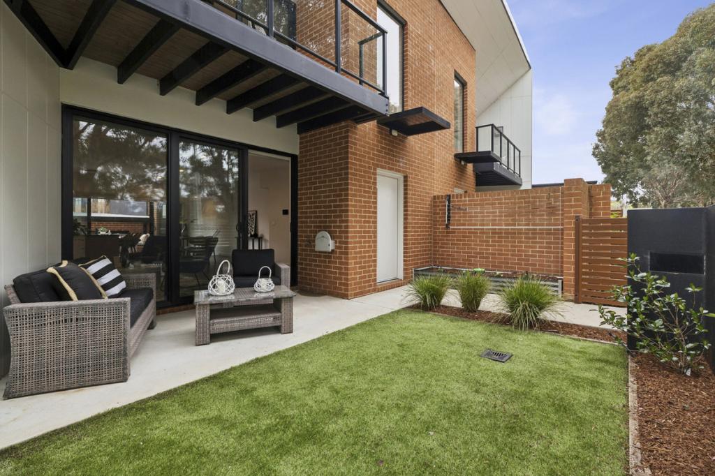 31/1 Rowland Rees Cres, Greenway, ACT 2900