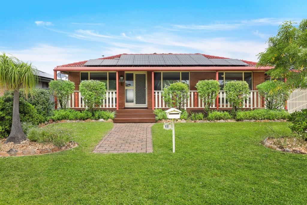 17 Parkdale Ave, Horsley, NSW 2530