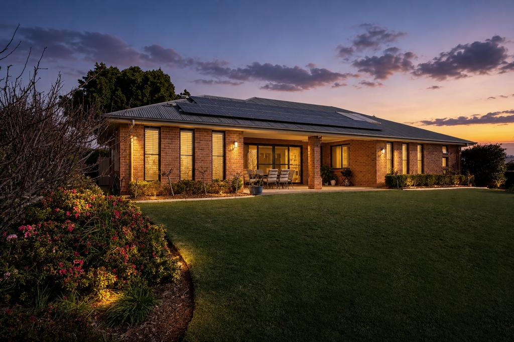 5 Kalimna Dr, Highfields, QLD 4352