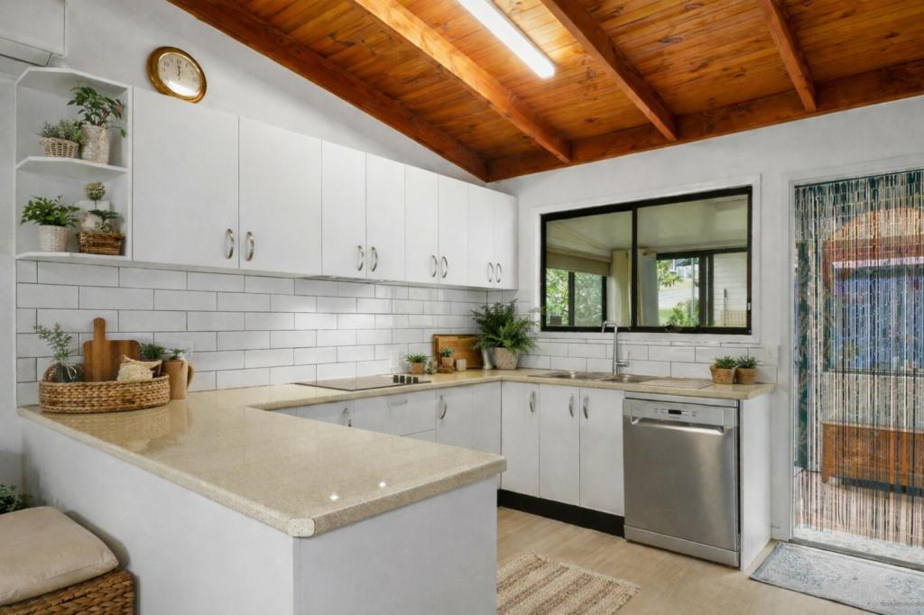 46-48 Coondooroopa Dr, Macleay Island, QLD 4184
