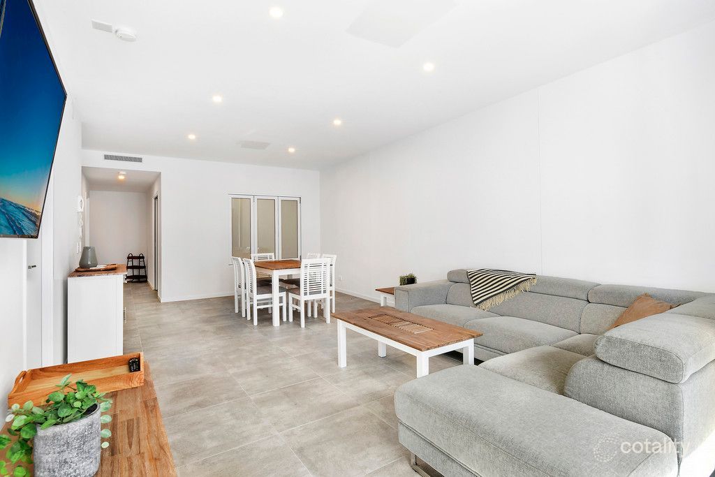 3409/397 Christine Ave, Varsity Lakes, QLD 4227