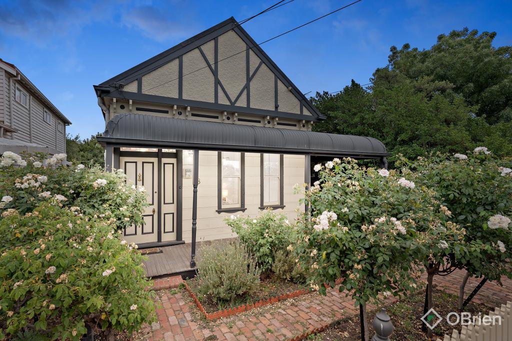 8 Edward St, Seddon, VIC 3011