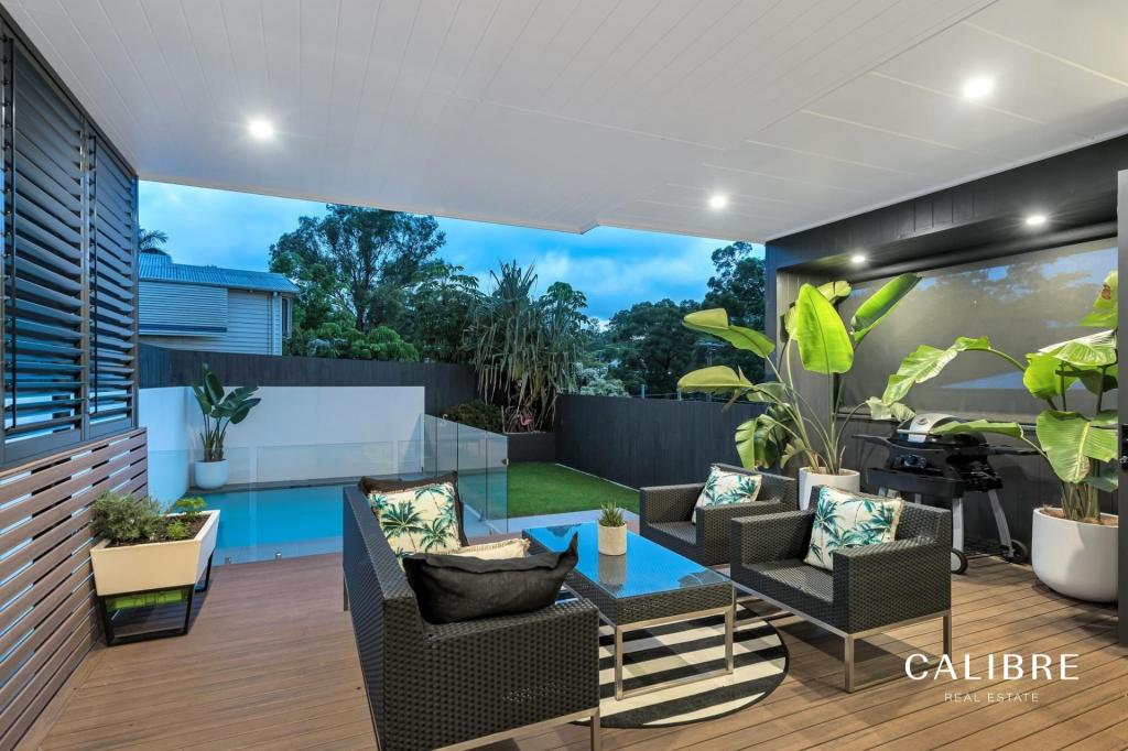14 Carey St, Bardon, QLD 4065