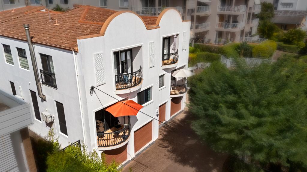 3/19 JUBILEE AVE, BROADBEACH, QLD 4218