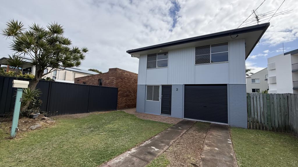 2 Warde St, Scarborough, QLD 4020