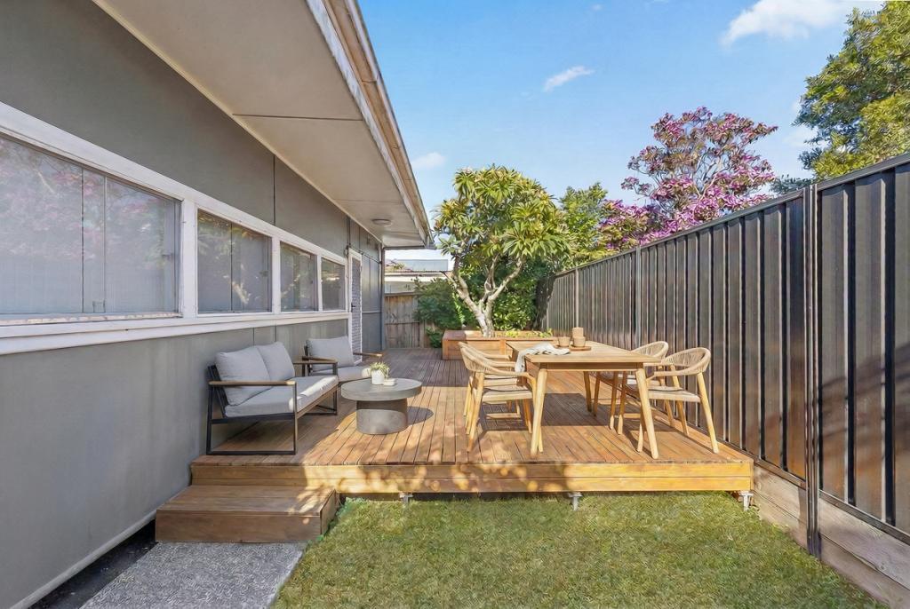 134 Scenic Dr, Budgewoi, NSW 2262