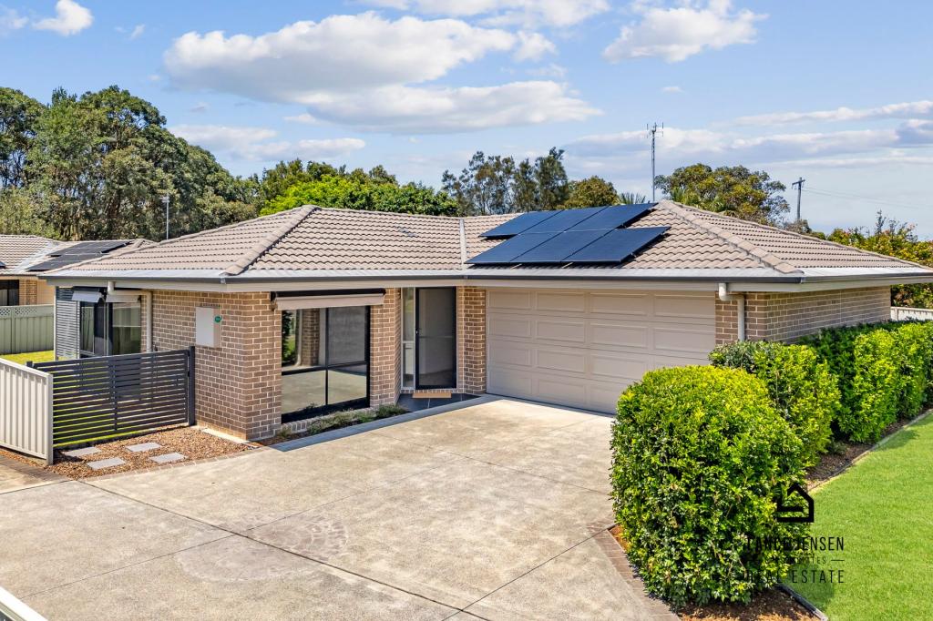 16b Tofino Cl, Pelican, NSW 2281