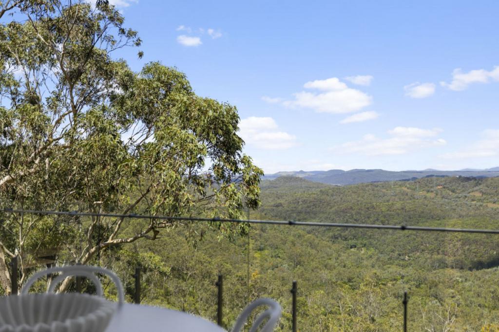 22 Christy Ct, Middle Ridge, QLD 4350