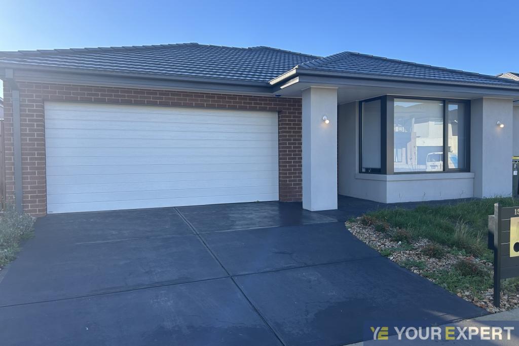 15 Chimay St, Clyde North, VIC 3978