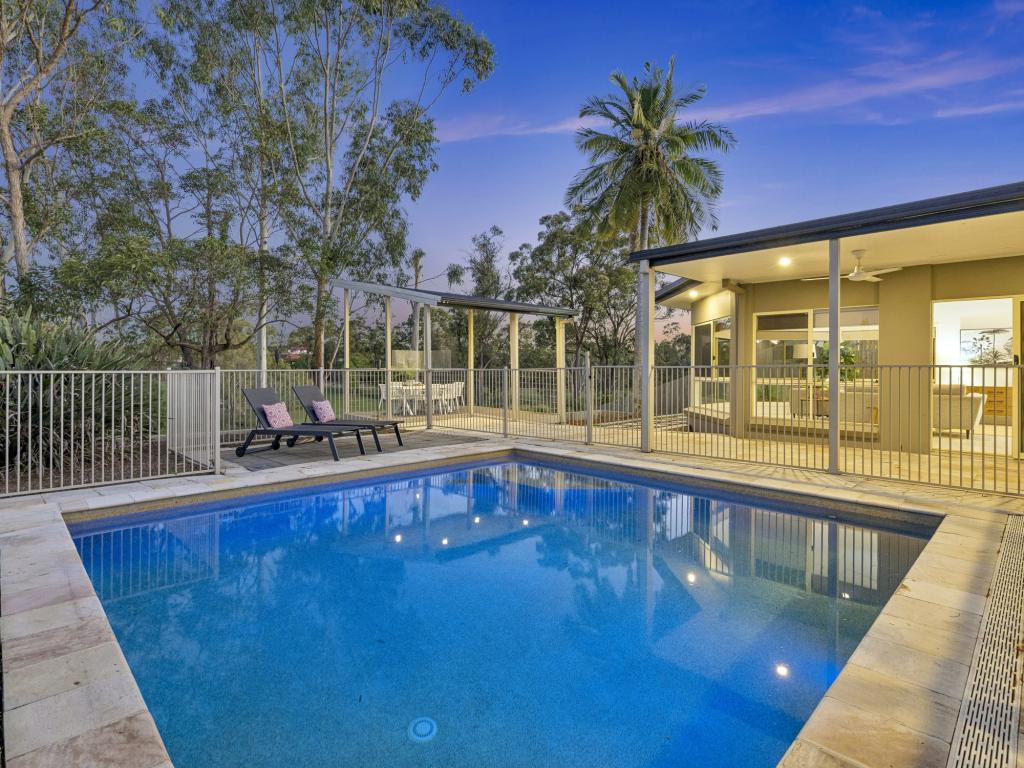 58 Arnold Palmer Dr, Parkwood, QLD 4214