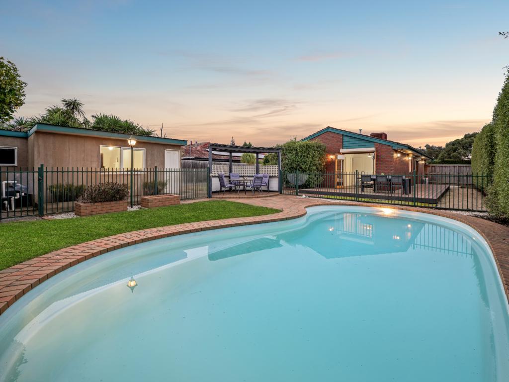 48 LYREBIRD DR, CARRUM DOWNS, VIC 3201