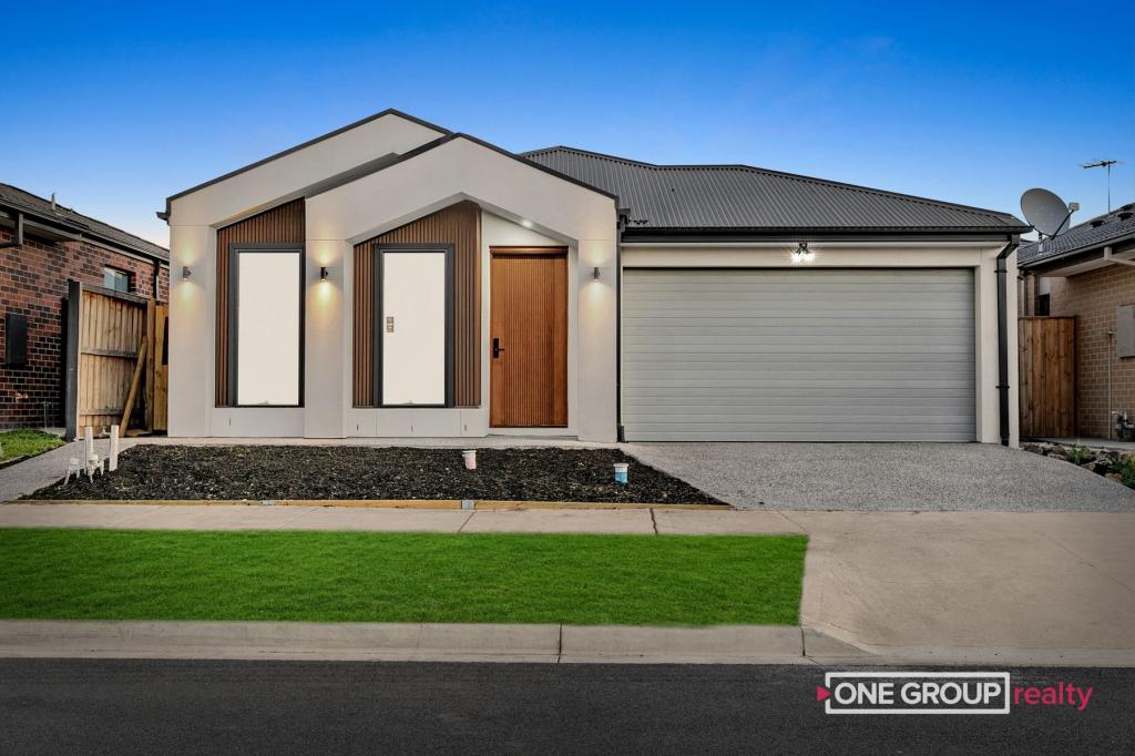 8 DAVIS CCT, WOLLERT, VIC 3750