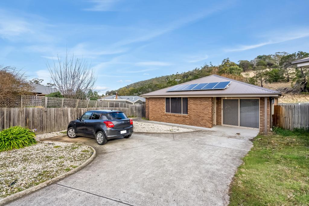 2/181 Branscombe Rd, Claremont, TAS 7011