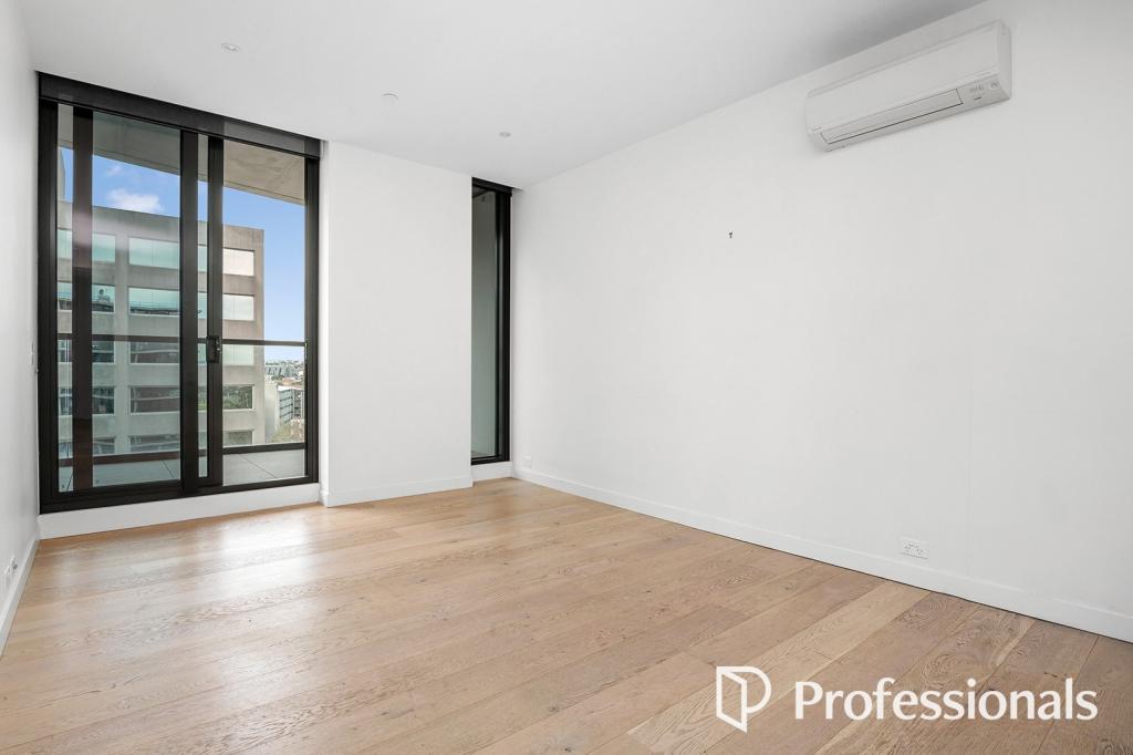 1008/77 Queens Rd, Melbourne, VIC 3004