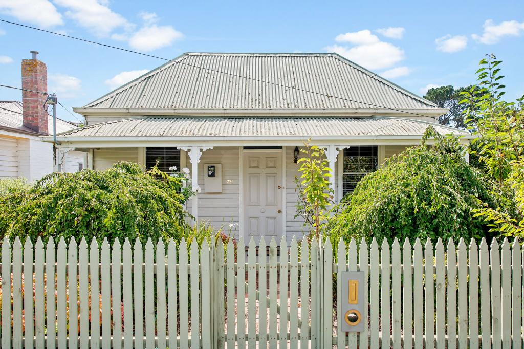 275 Humffray St N, Ballarat East, VIC 3350