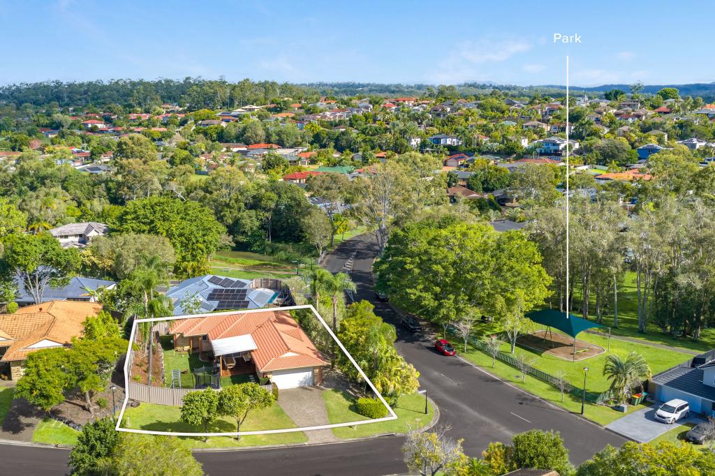 1 STRATHFORD CT, PARKWOOD, QLD 4214
