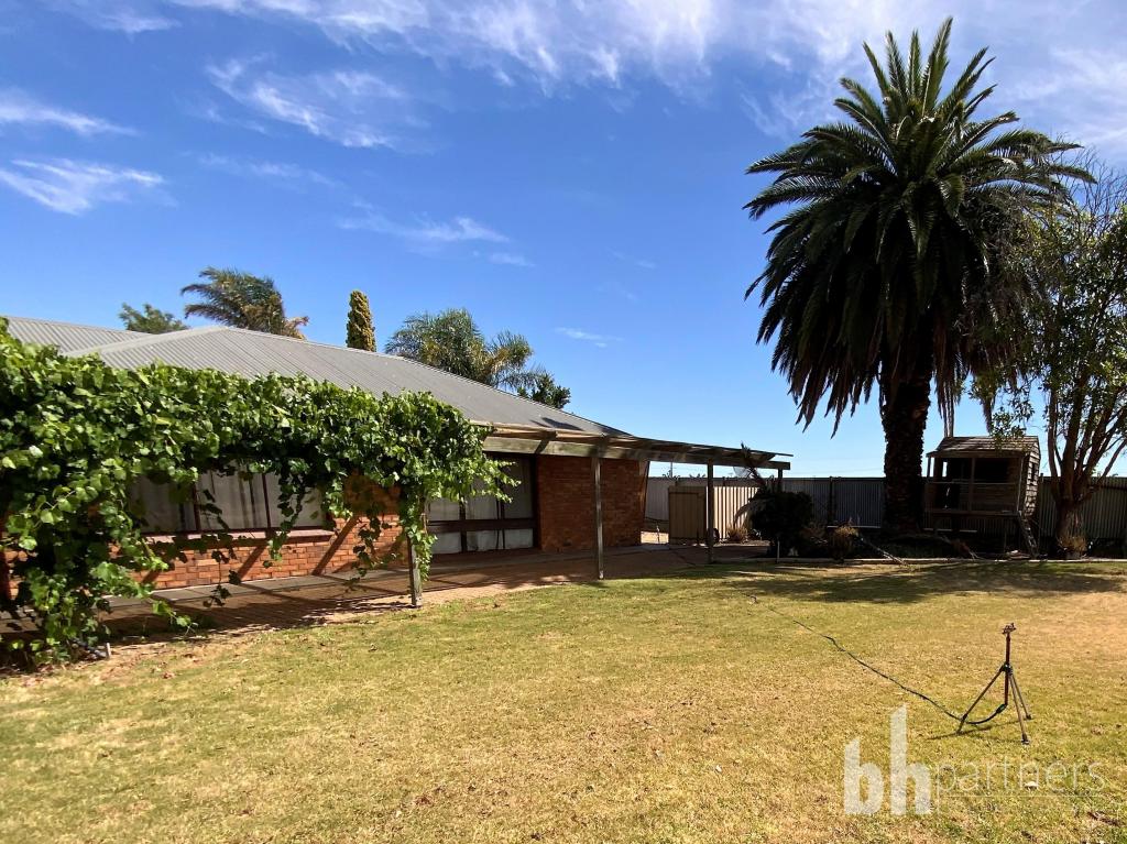 18 Walling Pl, Lyrup, SA 5343