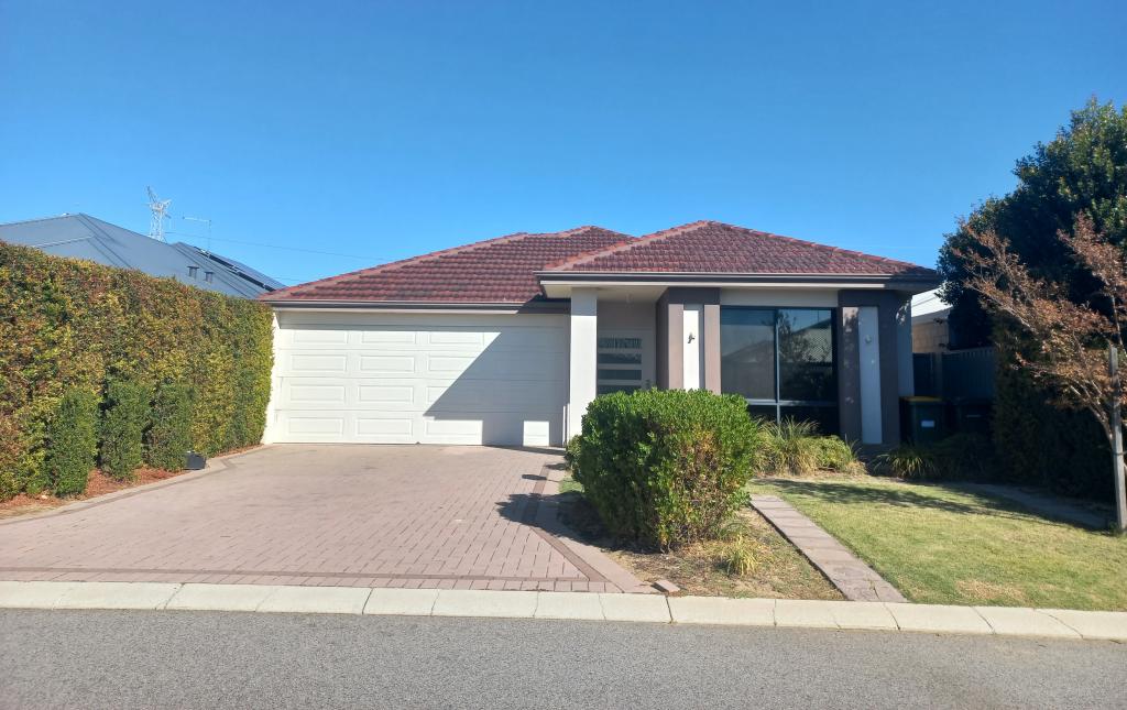 27 Cadaga Way, Piara Waters, WA 6112
