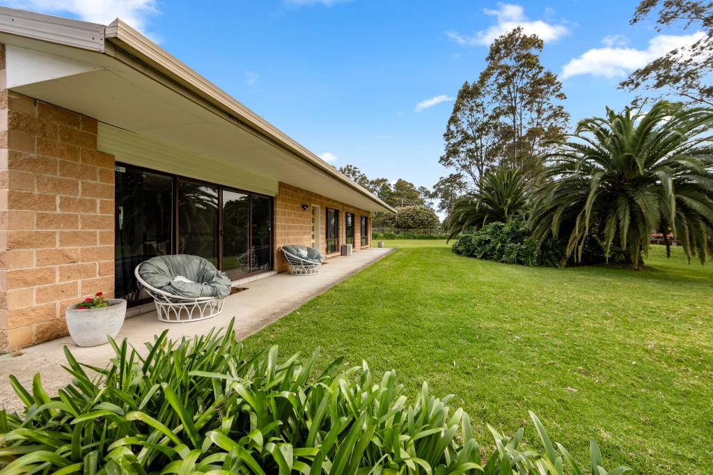 6 Elvin Dr, Bomaderry, NSW 2541