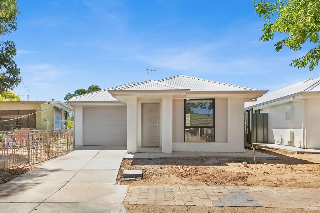 18b Barker Cres, Smithfield Plains, SA 5114