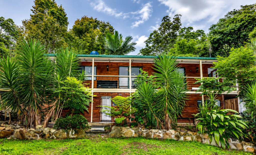 85 Kinabalu Dr, Tamborine Mountain, QLD 4272