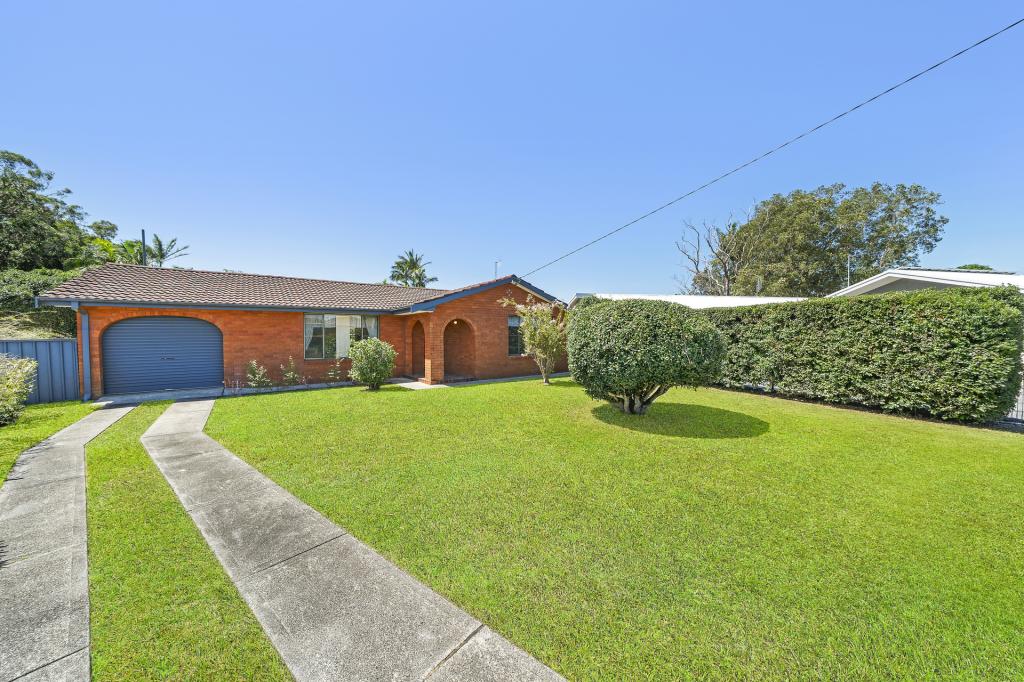 24 Boronia Cres, North Haven, NSW 2443