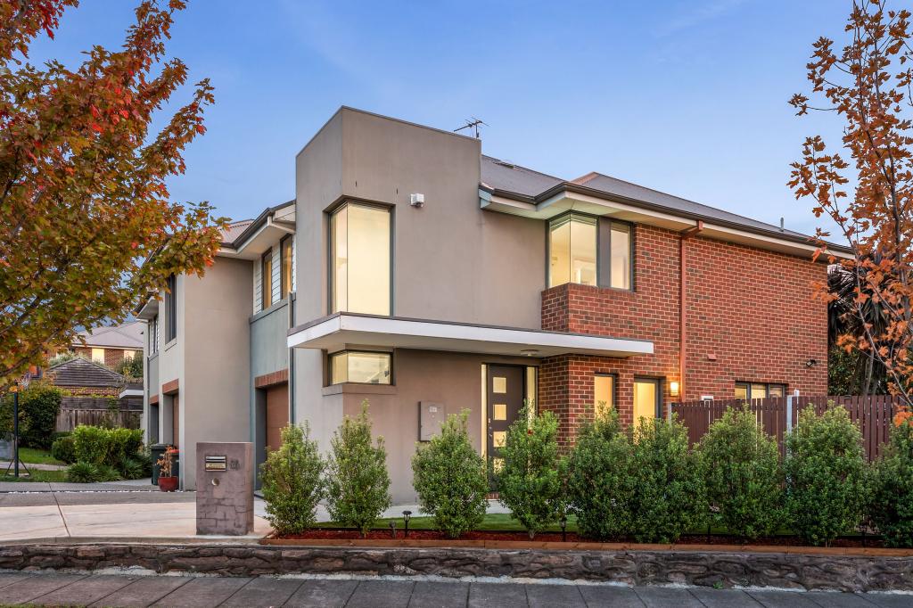 29 Brockhoff Dr, Burwood, VIC 3125