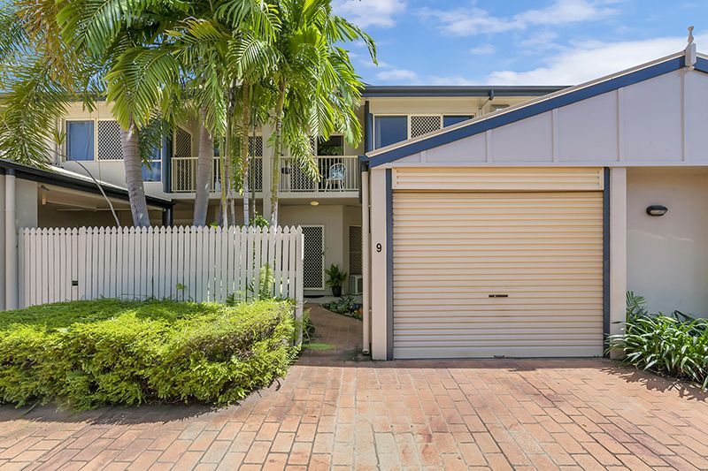 9/4-6 Cheyne St, Pimlico, QLD 4812